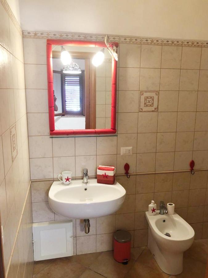 B&B Il Mirto Bianco San Giovanni Suèrgiu Eksteriør billede