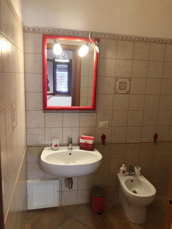 B&B Il Mirto Bianco San Giovanni Suèrgiu Eksteriør billede